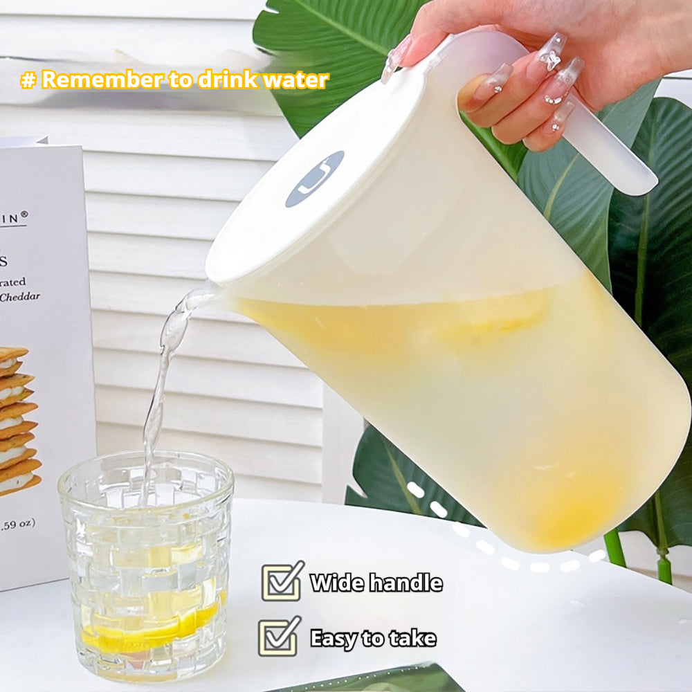 Cold water bottle household large capacity cold drink bucket convenient and practical white drinking water beverage matte translucent 2000ml 2500ml