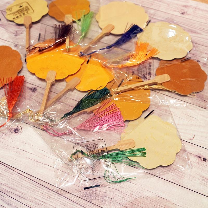 Chinese court style batik rice paper fan gold painting light yellow bright yellow modeling fan small antique paper fan fan DIY calligraphy and painting fan ancient fan calligraphy and painting creation - CHL-STORE 