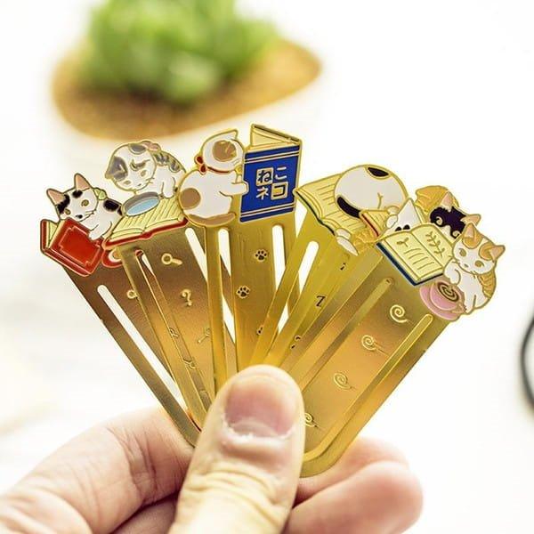 Pottering cat Cat Bookmark Brass Cat Bookmark Cat Metal Bookmark Cat Shape Bookmark Cat Bookmark Holder Cat Family NP-HEZQI-905 - CHL-STORE 