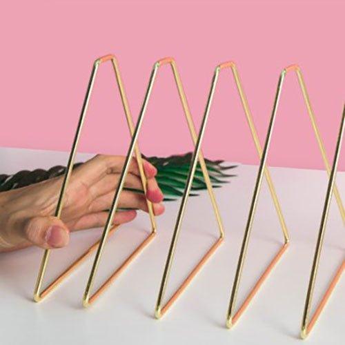 Simple and retractable triangular iron art creative display book stand, classic 7 grids, upgraded 11 grids LI-030011 - CHL-STORE 