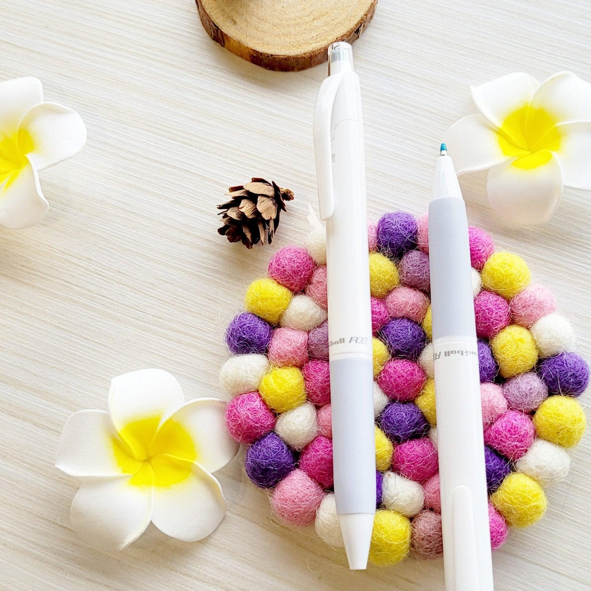 Uni URN-180-05N.1 uni-ball RE 0.5MM Erasable Gel Pen Magic Erase Pen Erase Pen White Pen - CHL-STORE 